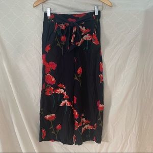 Aritzia Wilfred floral tie front pant